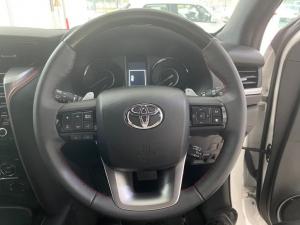 Toyota Fortuner 2.8GD-6 4X4 automatic - Image 8
