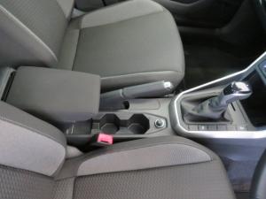 Volkswagen Polo 1.0 TSI Life DSG - Image 9