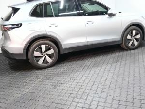 Volkswagen Tiguan 1.4 TSI Life DSG - Image 19