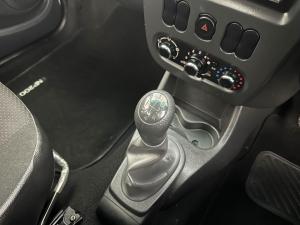 Nissan NP200 1.6 Safety PackS/C - Image 10