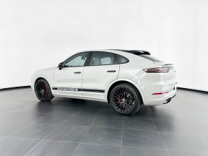 Porsche Cayenne S Coupe - Image 11