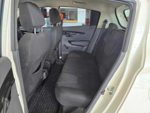 Mahindra KUV 100 1.2 K2+ #dare - Image 12