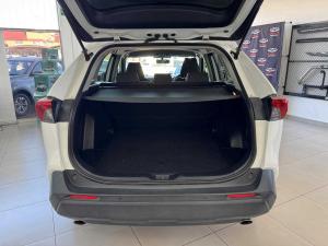 Toyota RAV4 2.0 GX CVT - Image 5