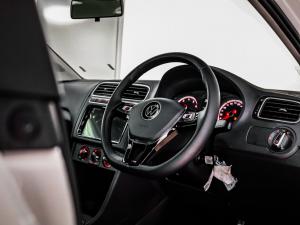 Volkswagen Polo Vivo hatch 1.6 Style - Image 17