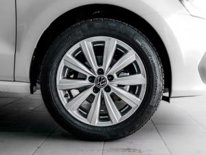 Volkswagen Polo Vivo hatch 1.6 Style - Image 5
