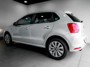 Volkswagen Polo Vivo hatch 1.6 Style - Image 7