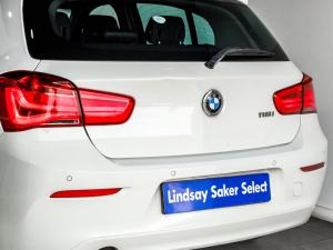 BMW 1 Series 118i 5-door auto - Image 3