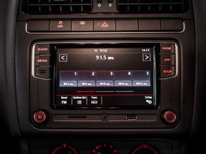 Volkswagen Polo Vivo hatch 1.4 Comfortline - Image 8