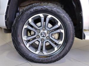 Mitsubishi Triton 2.4DI-D double cab 4x4 auto - Image 10