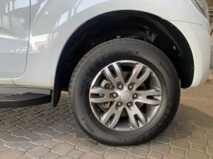 Ford Everest 2.2TDCi XLT auto - Image 8