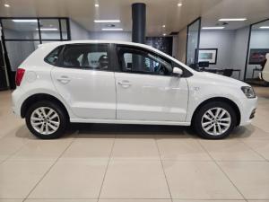 Volkswagen Polo Vivo hatch 1.6 Comfortline auto - Image 5