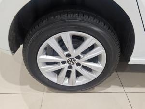 Volkswagen Polo Vivo hatch 1.6 Comfortline auto - Image 7