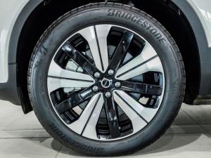 Volvo XC40 Recharge Single Motor Plus - Image 4
