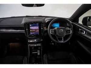 Volvo XC40 Recharge Single Motor Plus - Image 4