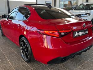 Alfa Romeo Giulia 2.0T Veloce - Image 8