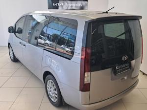 Hyundai Staria 2.2D Executive 9-seater - Image 6