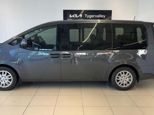Hyundai Staria 2.2D Executive 9-seater - Image 5