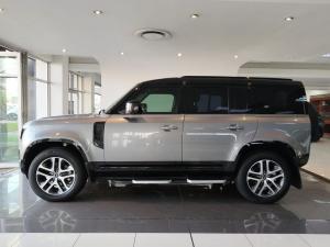 Land Rover Defender 110 D240 X-Dynamic HSE - Image 4
