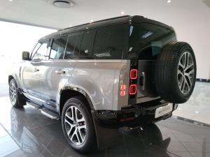 Land Rover Defender 110 D240 X-Dynamic HSE - Image 5