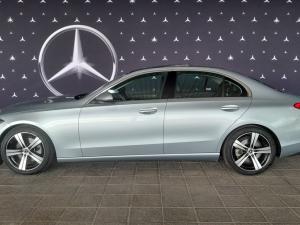 Mercedes-Benz C-Class C220d Avantgarde - Image 4