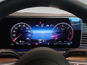 Mercedes-Benz GLS GLS450d 4Matic - Image 13