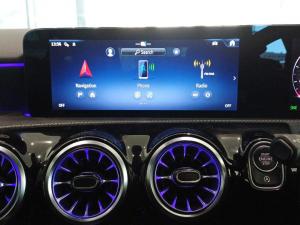 Mercedes-Benz A-Class A200 hatch Progressive - Image 11