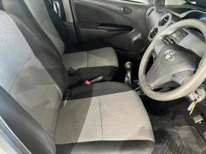 Toyota Etios sedan 1.5 Sprint - Image 5