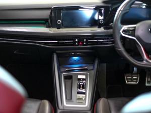 Volkswagen Golf GTI - Image 11