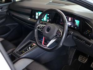 Volkswagen Golf GTI - Image 12