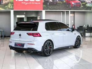 Volkswagen Golf GTI - Image 6