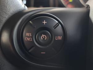 MINI Hatch One Hatch 3-door auto - Image 16