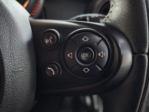 MINI Hatch One Hatch 3-door auto - Image 16