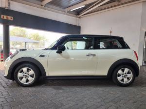 MINI Hatch One Hatch 3-door auto - Image 4