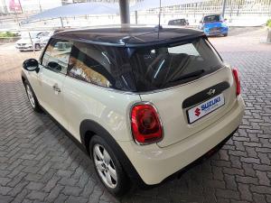 MINI Hatch One Hatch 3-door auto - Image 5