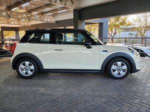 MINI Hatch One Hatch 3-door auto - Image 8