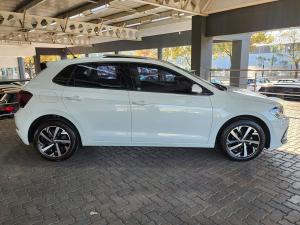 Volkswagen Polo hatch 1.0TSI Life manual - Image 8