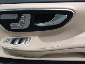 Mercedes-Benz V-Class V300d Exclusive - Image 15