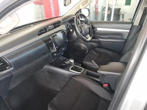 Toyota Hilux 2.8GD-6 double cab 4x4 Raider auto - Image 7