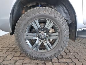 Toyota Hilux 2.8GD-6 double cab 4x4 Raider auto - Image 9