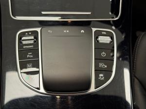 Mercedes-Benz GLC GLC220d coupe 4Matic - Image 11