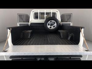 Toyota Land Cruiser 79 4.5D-4D V8 single cab LX - Image 20