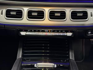 Mercedes-Benz GLE GLE300d 4Matic - Image 13