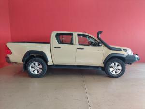 Toyota Hilux 2.4GD-6 double cab 4x4 SRX auto - Image 3