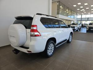 Toyota Land Cruiser Prado 3.0DT VX - Image 2