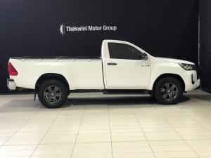 Toyota Hilux 2.4GD-6 single cab Raider manual - Image 3