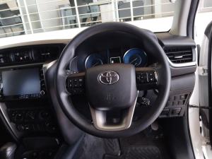 Toyota Fortuner 2.4GD-6 4x4 - Image 8