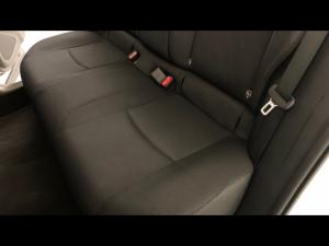 Toyota Corolla Cross 1.8 Xi - Image 21