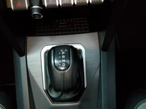 Volkswagen Amarok 3.0TDI V6 double cab Aventura 4Motion - Image 9