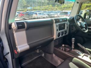 Toyota FJ Cruiser FJ Cruiser - Image 7