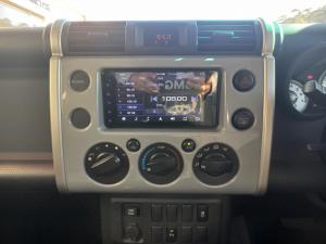 Toyota FJ Cruiser FJ Cruiser - Image 13